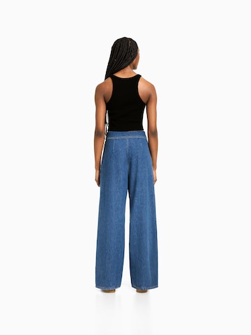 Bershka Wide Leg Jeans in Blau