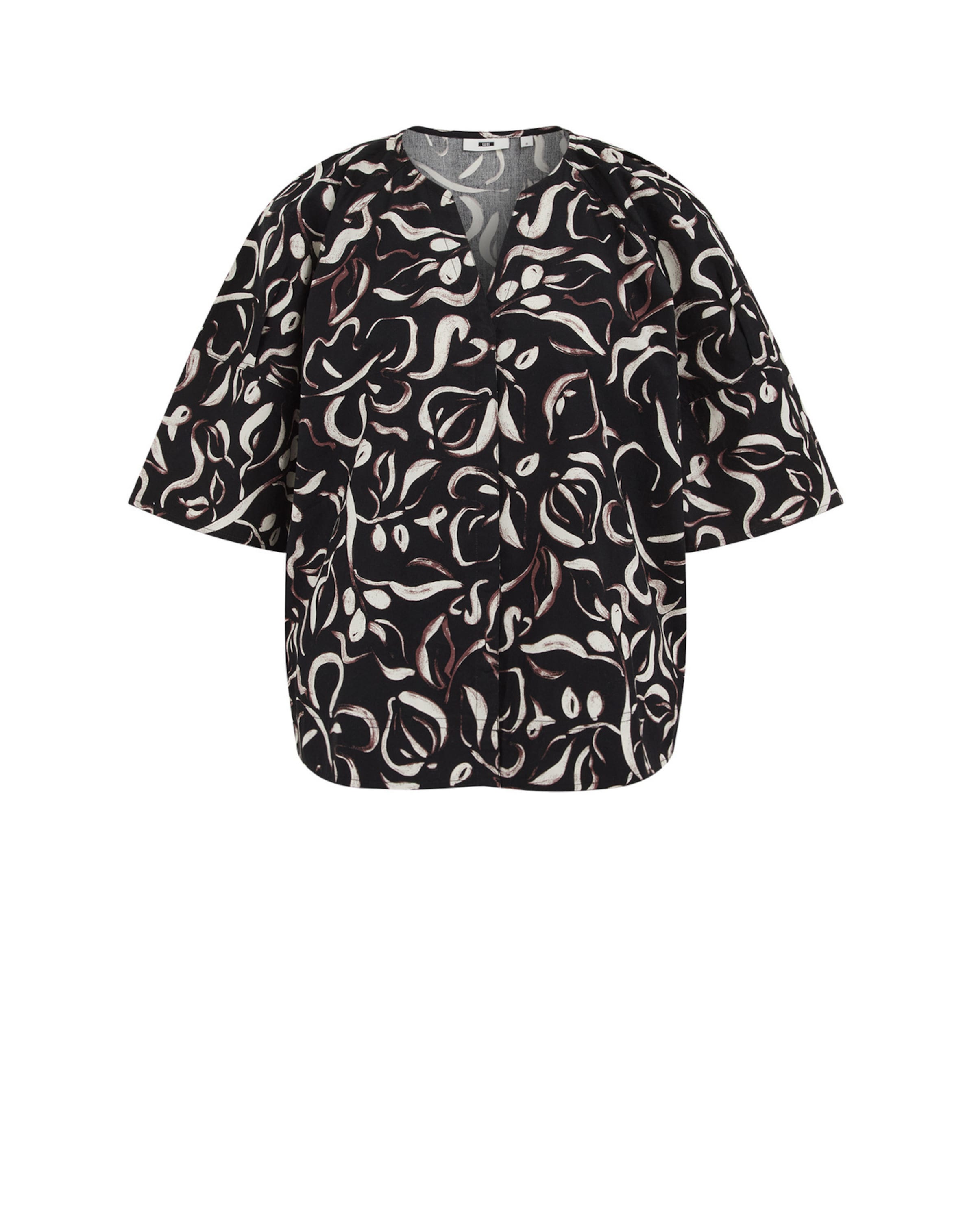 WE Fashion Blouse in Black: front