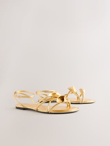 auksinė Next Basutės su dirželiais 'Forever Comfort®'