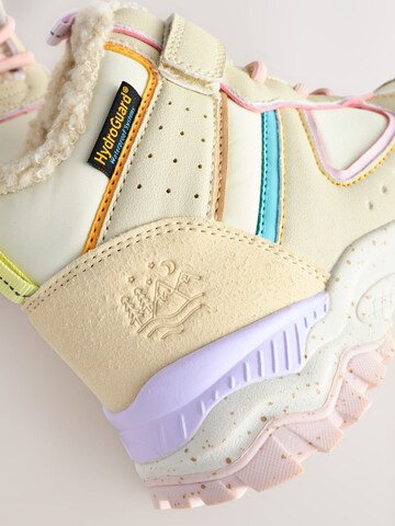 Next Μπότες για χιόνι σε μπεζ