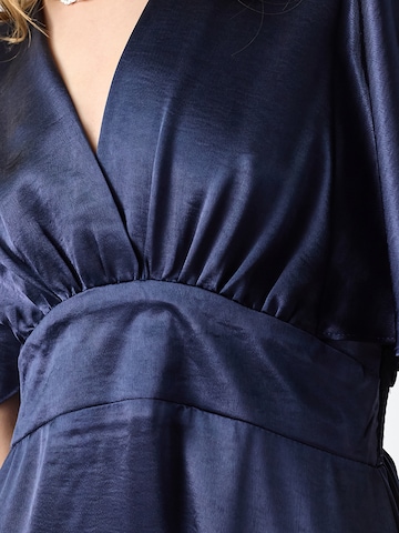 SISTERS POINT Sukienka 'GISELA' w kolorze niebieski