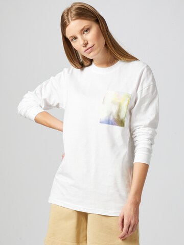 ABOUT YOU x Benny Cristo T-shirt 'Luan' i vit: framsida