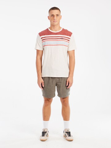 PROTEST Shirt 'PRTHowlen'‌ in Rot