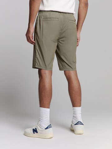 Regular Pantalon No Excess en vert