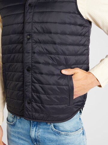 Gilet 'VLAD' Pepe Jeans en noir