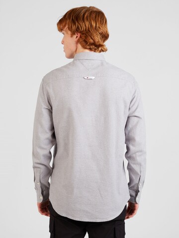 Tommy Jeans - Ajuste regular Camisa en gris