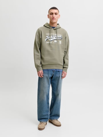 JACK & JONES Sweatshirt in Green