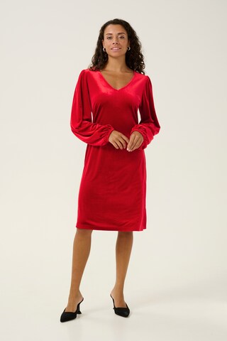 Cream Dress 'Pativa' in Red