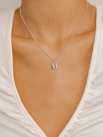 Hey Happiness - Cadena 'Letter M' en plata