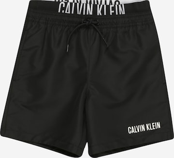 Regular Șorturi de baie 'Intense Power' de la Calvin Klein Swimwear pe negru: față