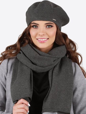 Vivisence Hat in Grey