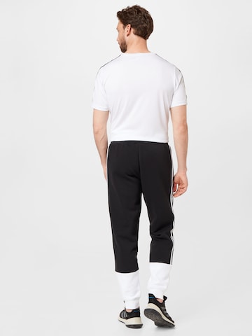 ADIDAS ORIGINALS Tapered Broek in Zwart