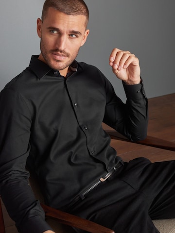 Next Slim fit Business shirt in Black