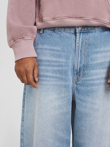 Bershka Loosefit Jeans in Blau