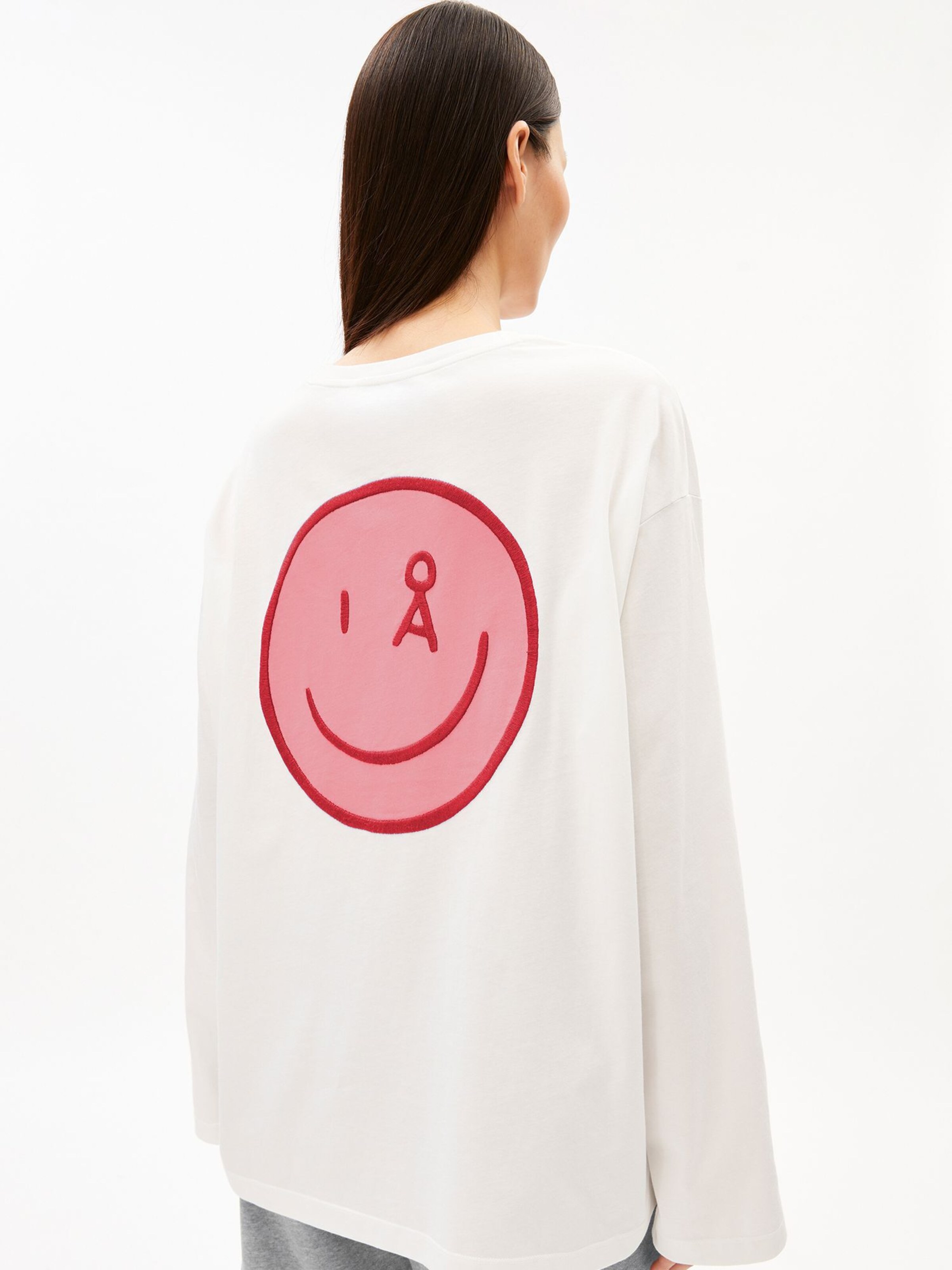 ARMEDANGELS Shirt 'FIETAA SMILE' in Wit