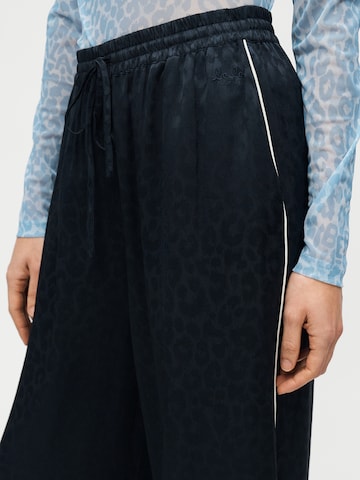 Wide Leg Pantalon 'Tano' Lala Berlin en bleu