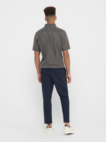 Regular Pantalon à pince 'Leo' Only & Sons en bleu