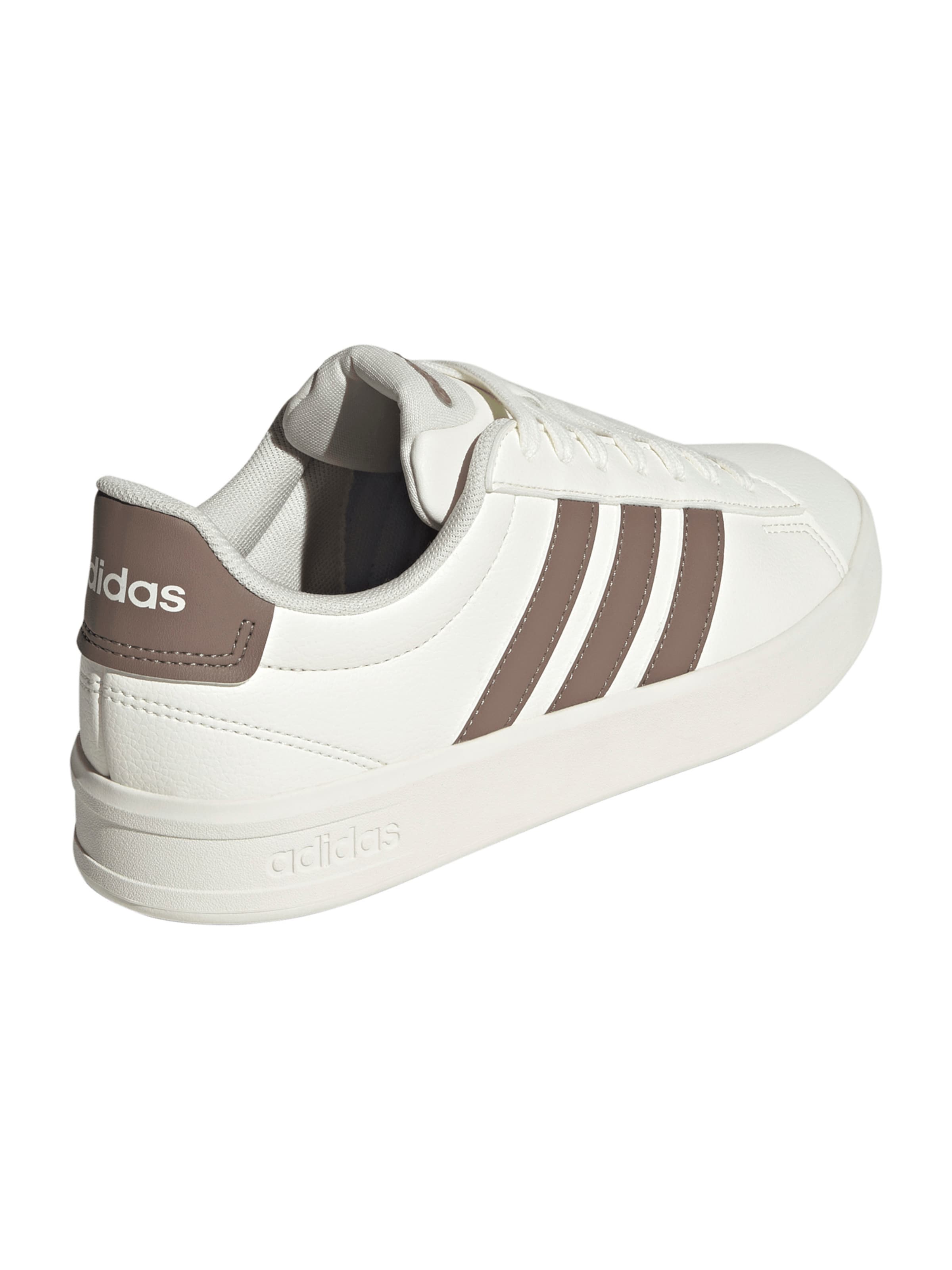 Baskets basses 'GRAND COURT 3.0' ADIDAS SPORTSWEAR en blanc