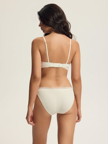 Classico Reggiseno 'Collige' di ESOTIQ in beige