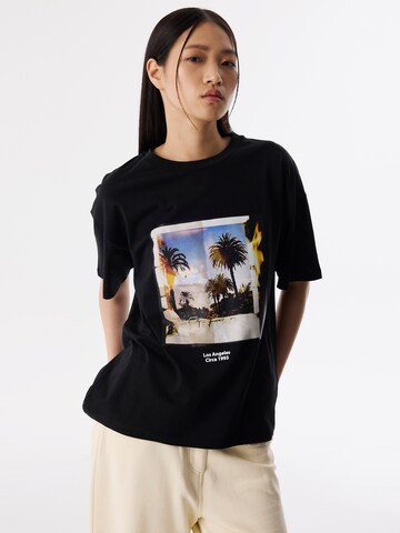 Twist Shirt in Zwart: voorkant