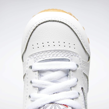 Sneaker 'CLASSIC LEATHER' di Reebok in bianco