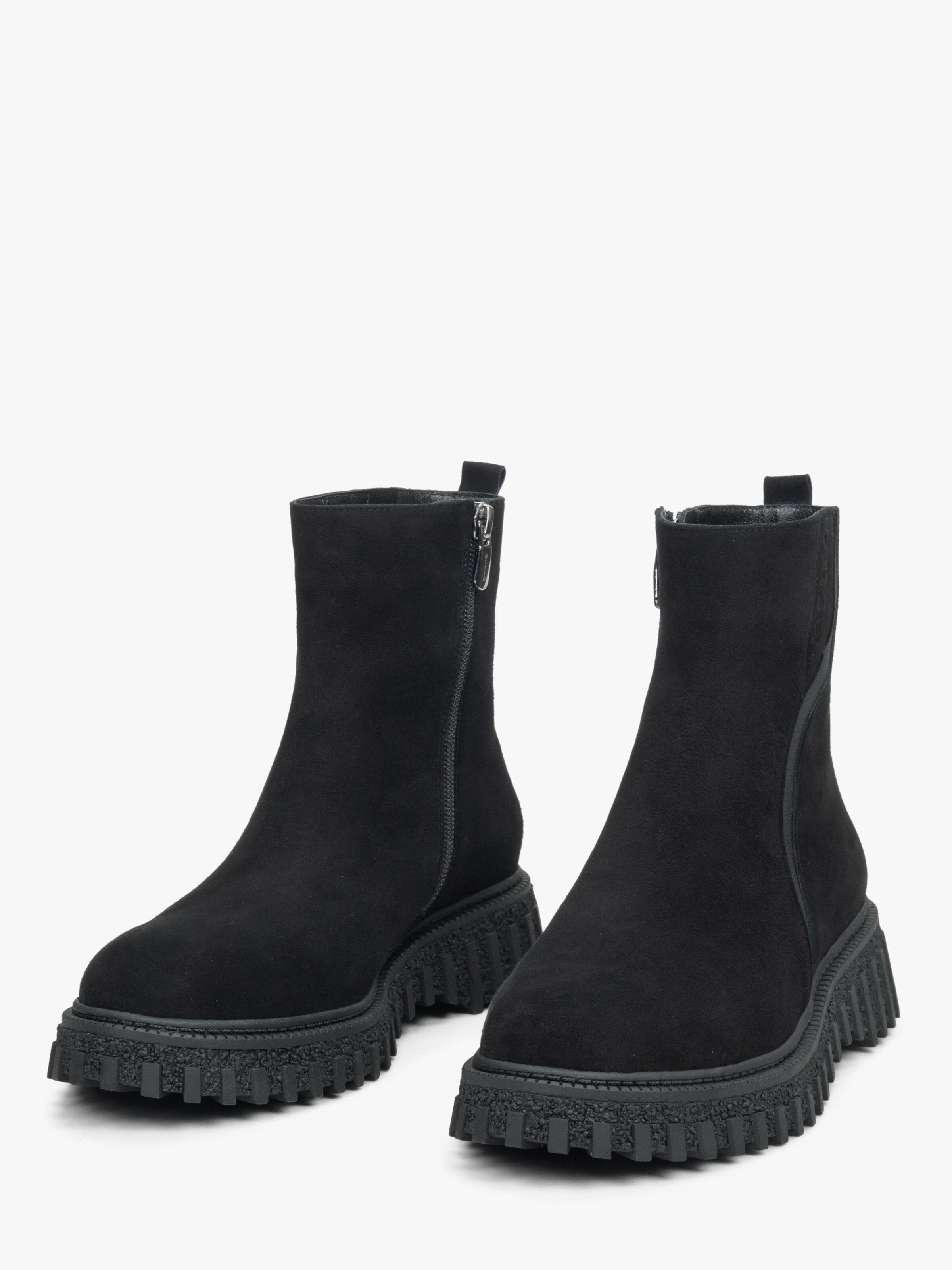 Estro Ankelboots '22-8951' i svart