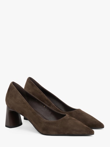 Estro Pumps '1299-91' in Bruin