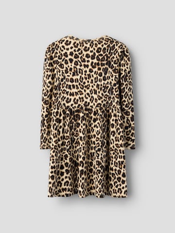 NAME IT - Vestido en marrón