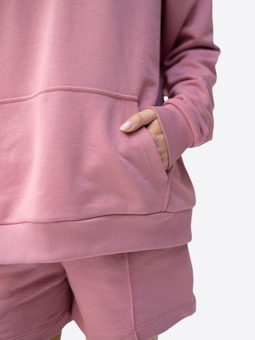 TATES Sweatshirt in Rot