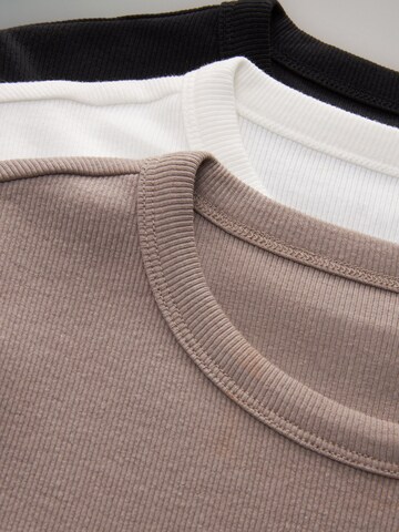 The Set T-Shirt in Grau