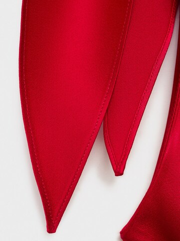 Robe de soirée 'LAZARO' MANGO en rouge