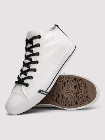Ombre Sneakers hoog in Wit