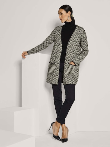 MADELEINE Strickjacke in Beige