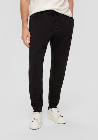 s.Oliver Tapered Pants in Black: front