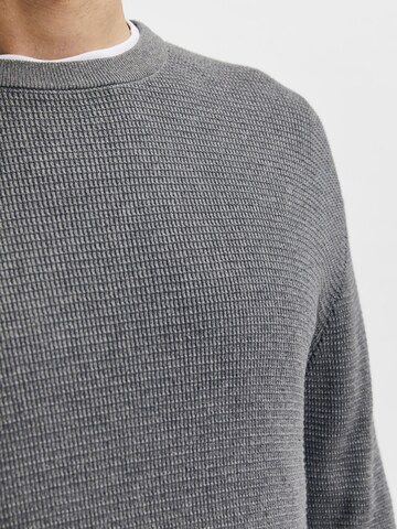 Pull-over 'Rocks' SELECTED en gris