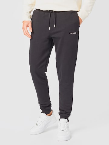 Les Deux - Tapered Pantalón 'Lens' en negro: frente