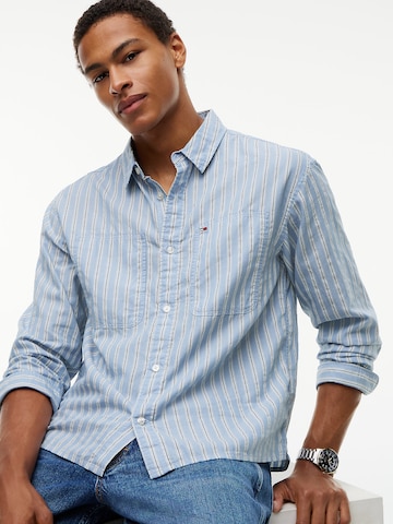 Tommy Jeans Regular fit Button Up Shirt 'Dobby' in Blue