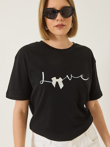Bianco Lucci Shirt in Black: front
