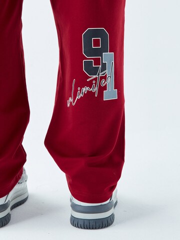 Loosefit Pantalon 'Bedford' VAMOS CLO en rouge