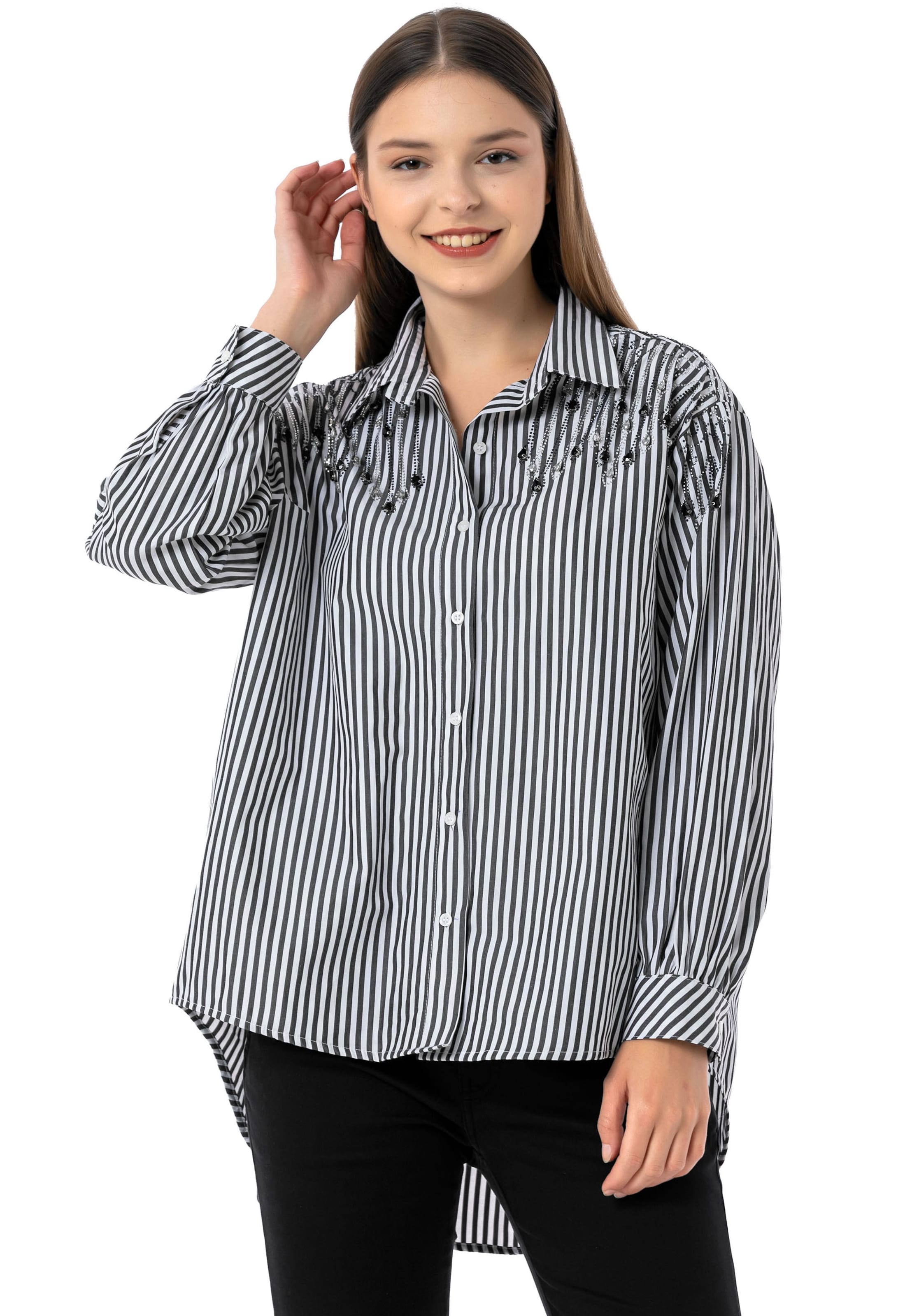 CIPO & BAXX Blouse in Zwart: voorkant