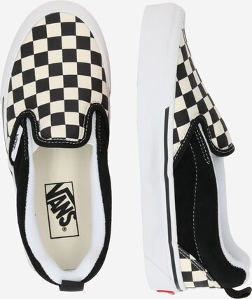 VANS Slip on -tennarit 'Knu' värissä musta