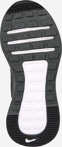 Nike Sportswear Tennarit 'Reposto' värissä musta