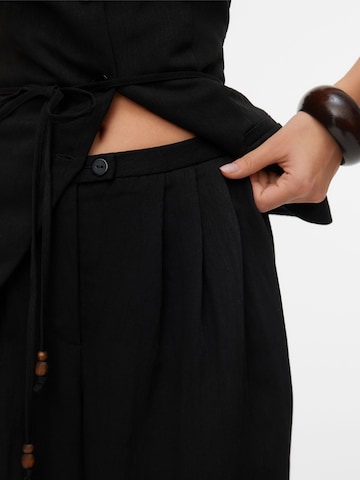 VERO MODA - Pierna ancha Pantalón plisado 'VMLieve' en negro