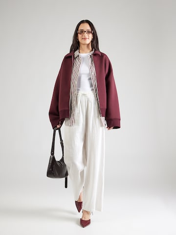 Wide Leg Pantalon 'ONLTIZANA' ONLY en blanc