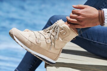 VIVANCE Lace-Up Boots in Beige