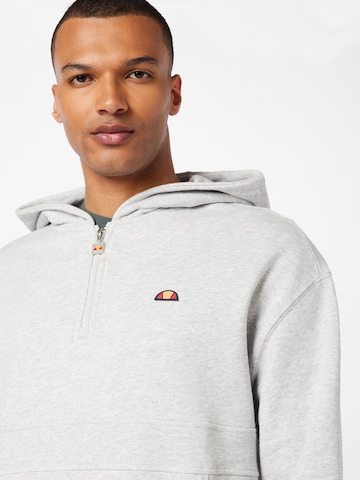 Sweat-shirt 'Gomez' ELLESSE en gris