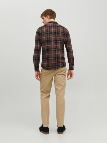 ruda JACK & JONES Standartinis modelis Marškiniai