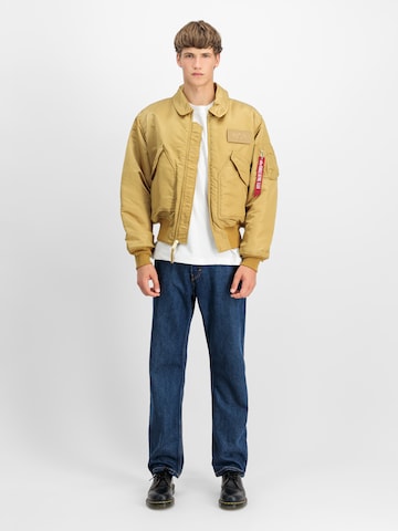 Giacca invernale 'CWU-45 Heritage' di ALPHA INDUSTRIES in oro