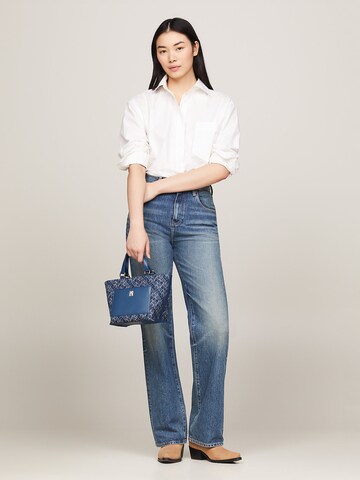 TOMMY HILFIGER Handbag in Blue