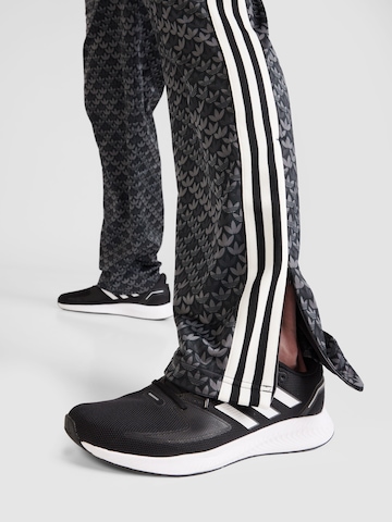 ADIDAS ORIGINALS regular Παντελόνι 'Classic' σε γκρι